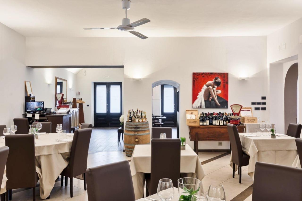 Hotel Celestino Piobesi Torinese Екстер'єр фото