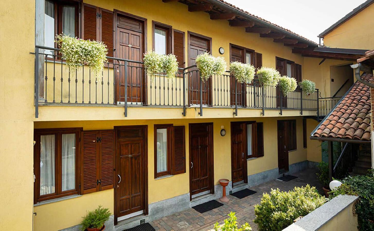 Hotel Celestino Piobesi Torinese Екстер'єр фото