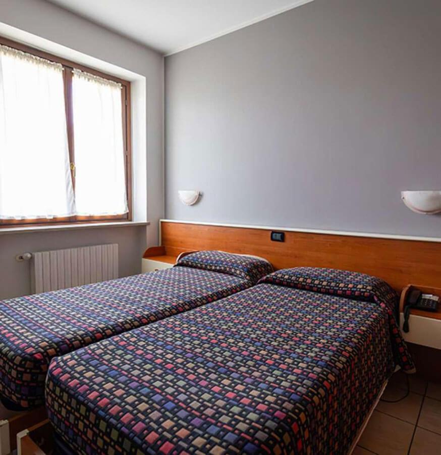Hotel Celestino Piobesi Torinese Екстер'єр фото